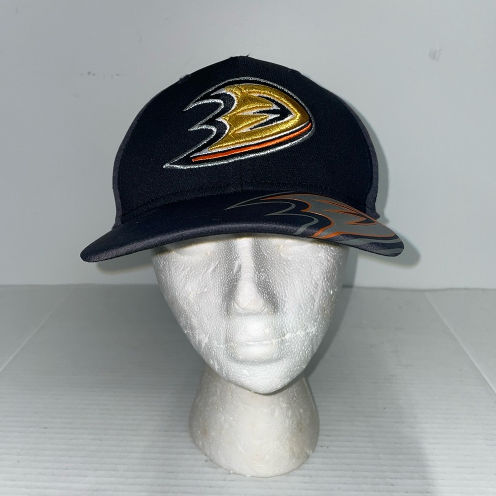 Anaheim Ducks NHL Hockey Reebok Center Ice Collection Unisex Hat Size S/M